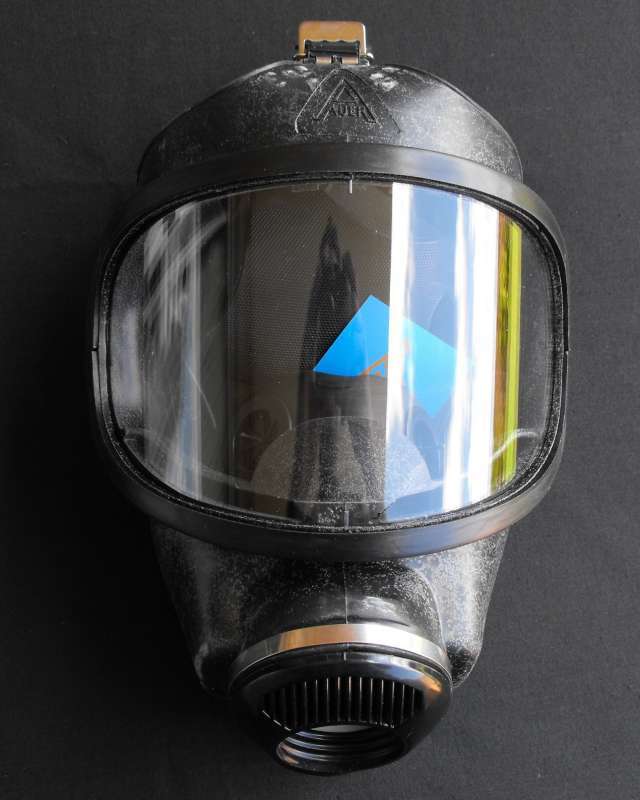 SA MILITARY GAS MASK