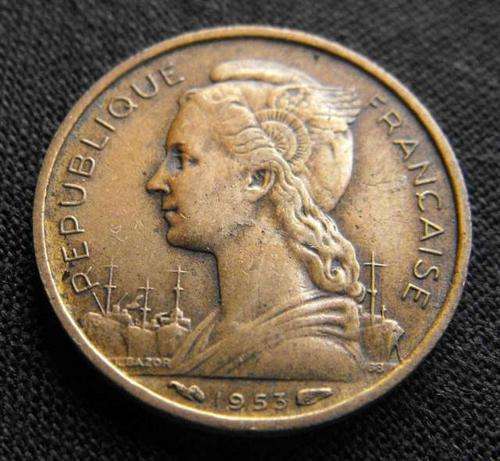 MADAGASCAR 10 FRANCS 1953 COIN