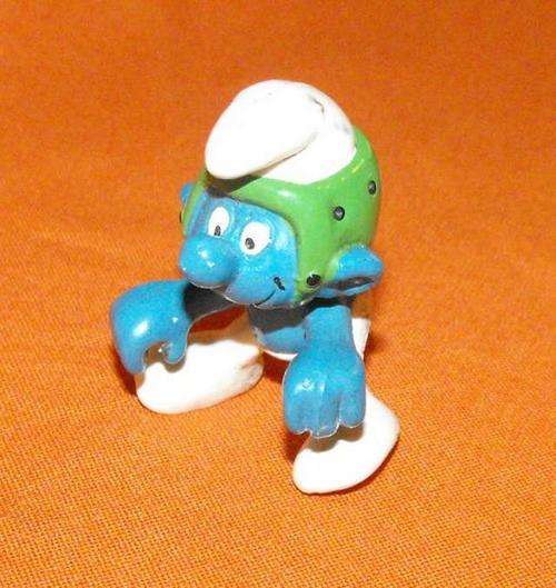 SMURFS 1981 GO CART SUPER SMURF