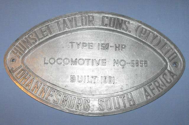 OLD SA LOCOMOTIVE NO-5858 METAL NUMBER PLATE