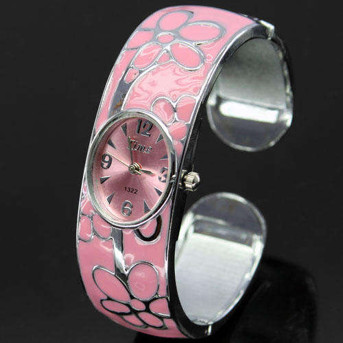 NEW FREESKY PINK LADIES QUARTZ BRACELET WATCH