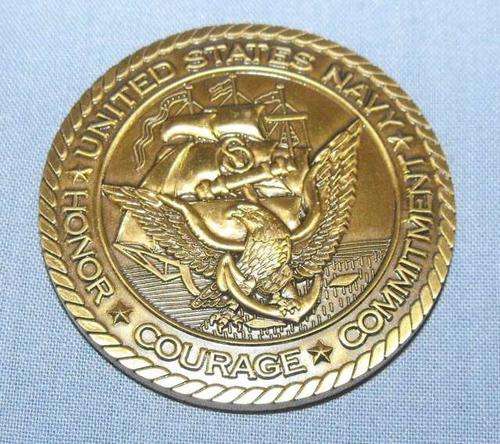 USA NAVY COMMANDER TASK FORCE 63 MEDAL
