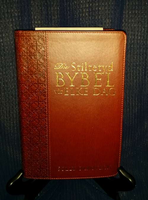 DIE STILTETYD BYBEL VIR ELKE DAG - LUXLEATHER