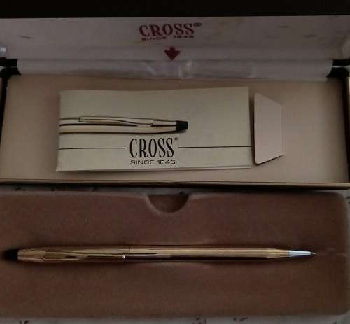 Cross 1/20 10k rolled gold made in ireland-Has refill inside