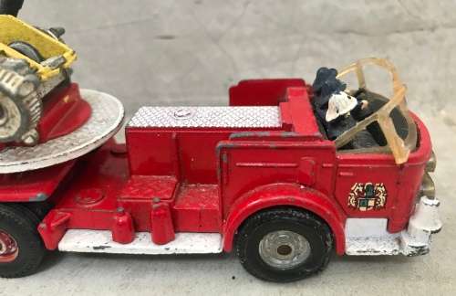RARE CORGI MAJOR TOYS : AERIAL RESCUE TRACTOR / FIRE TRUCK