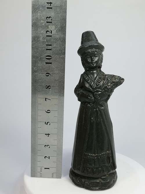 Welsh Maiden Flower Seller Figurine - Handcrafted moulding from Welsh Slate