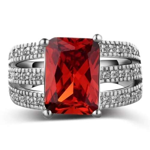 Gorgeous  cz red garnet ring s925 size 8