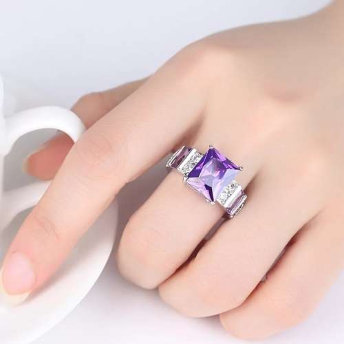Exquisite s925 cz diamond and amethyst ring..size 8