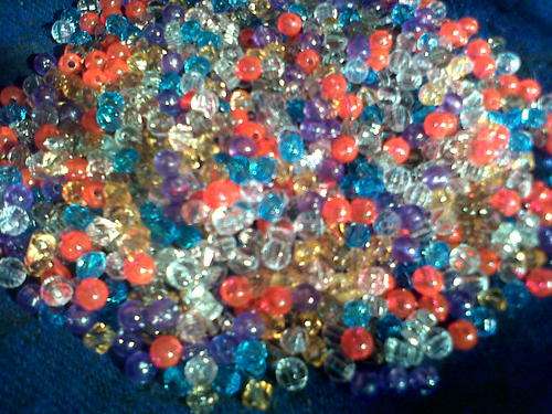 !! New selection of Acrylic  Beads  mix(BID PER PACKET)