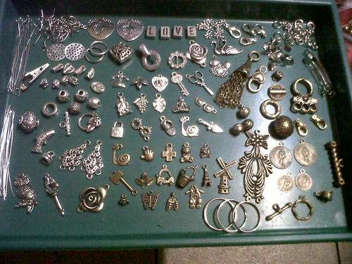 Awesome Metal mix;Silver nickle and Bronze(50 pkts you bidding on)