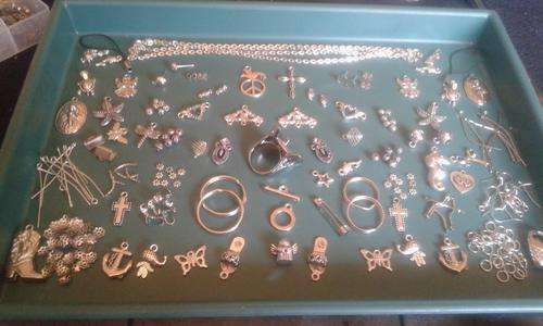 metal mix with 1mt chain 4x2mm(60pkts for whole metal mix on photo)