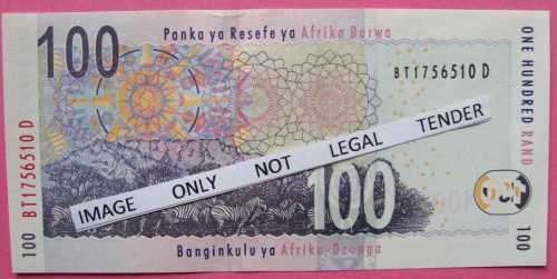 Gill Marcus - 2 X R100.00  notes - Serial No`s : AP 5248604D and BT 1756510DD. See photo`s