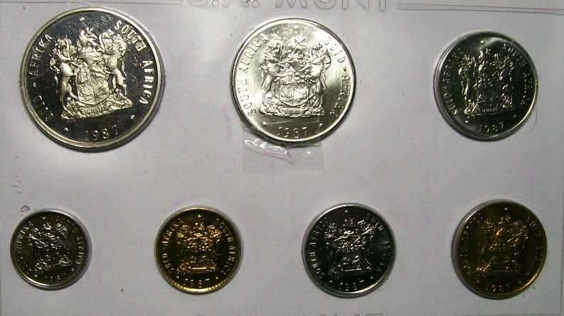 1987 RSA Mint set - only 7642 set issued. See photos