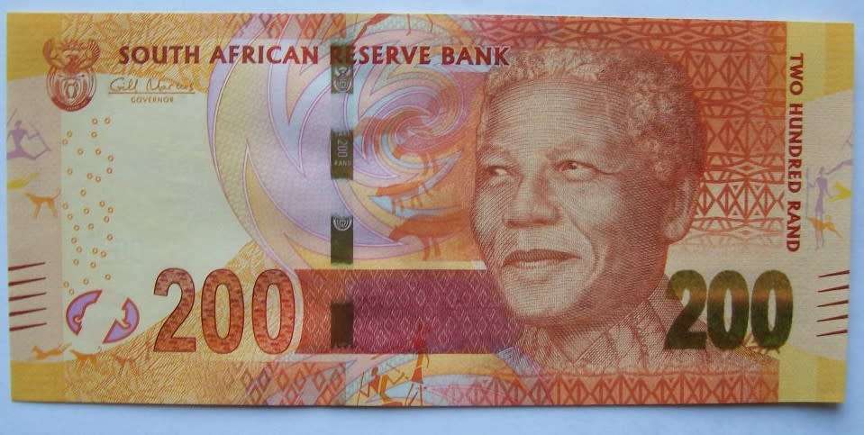 Gill Marcus 2 X R200.00 and 2 x R20.00 - Offer is exclusively to AlaKah6077