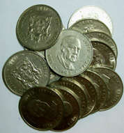 15 circulated S.A. Nickel R1.00 coins - various dates