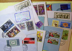 FDC - Over 75 covers. Mostly from South Africa plus a number of post cards. See photo's.