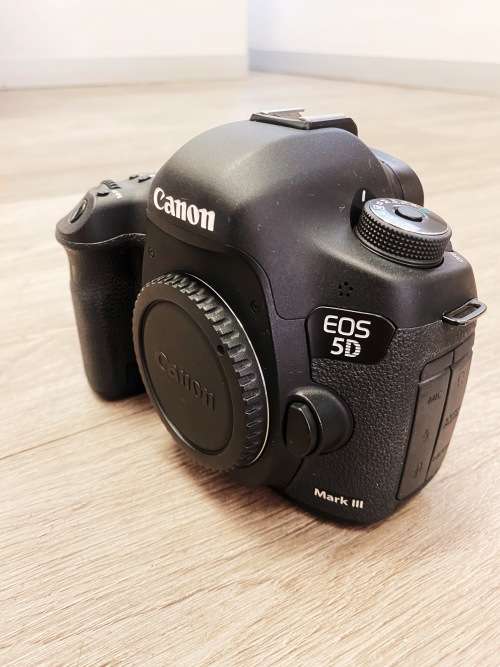 Canon EOS 5D Mark III in excellent condition
