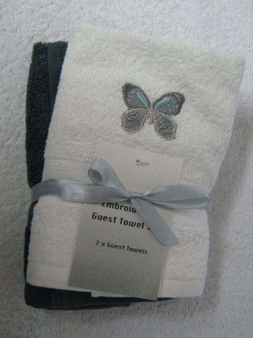 Zorbatex 2 Piece Butterfly Guest Towel Gift Set - White