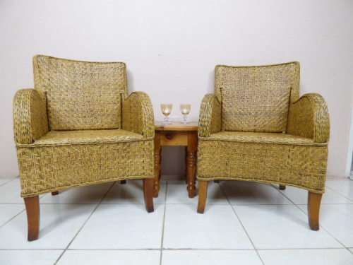 TWO GORGEOUS WICKER ARM CHAIRS, STUNNING ON A PORCH/SUNROOM FOR READING/SUNDOWNERS.bid/chair