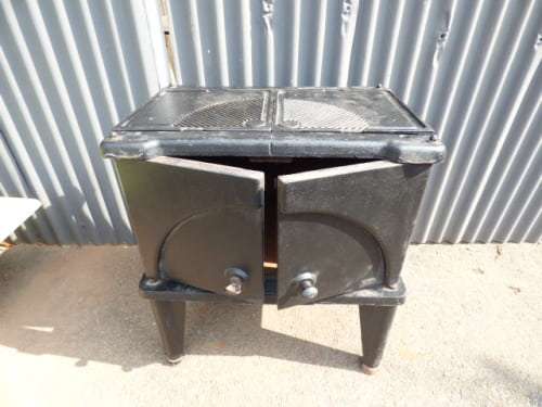 WOW!!! AN ABSOLUTELY SPECTACULAR ANTIQUE FALKIRK INDUSTRIAL CAST IRON STOVE! RARE!!