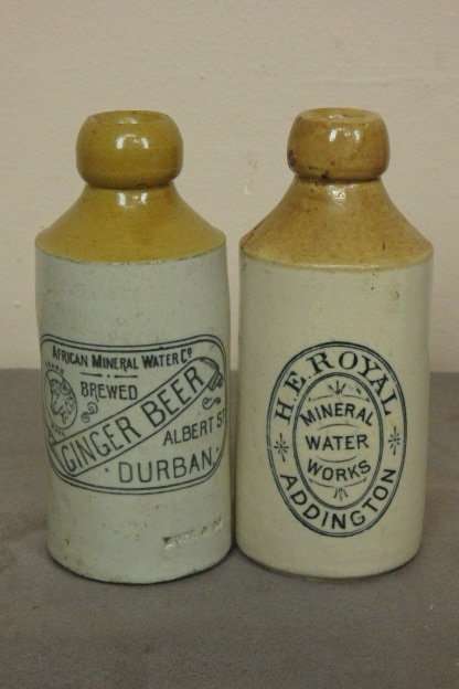 2x FANTASTIC RARE ANTIQUE STONEWARE BOTTLES INCLUDING A GINGER BEER & MINERAL WATER BOTTLE bid/bottl