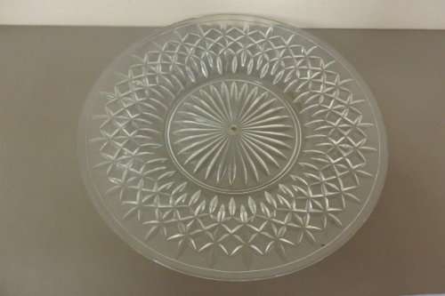 A GORGEOUS "CUT" GLASS PASTRY/ CAKE PLATTER WITH WONDERFUL DETAILING IN GOOD CONDITION