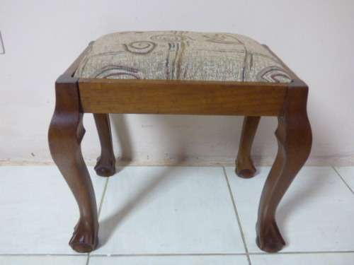 A BEAUTIFUL BALL & CLAW SOLID TEAK STOOL WITH A FABRIC CUSHION, VERY PRETTY AS A STAND ALONE STOOL!!