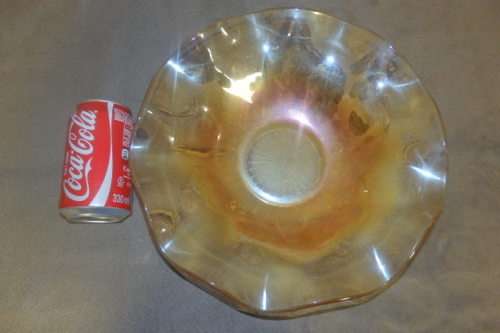 A STUNNING VINTAGE "CARNIVAL GLASS" IN A DEEP MARIGOLD COLOUR RUFFLED BOWL