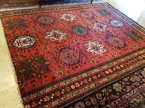 A BEAUTIFUL HANDMADE PERSIAN CARPET, TOP QUALITY THICK PILE!! ABSOLUTELY FABULOUS!!!