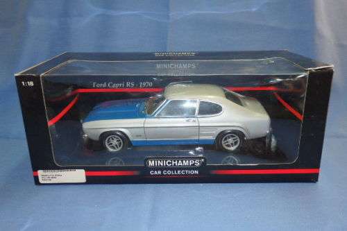 A STUNNING RARE (BOXED) MINICHAMPS 1:18 SCALE SILVER & BLUE 1970 FORD CAPRI RS DIE CAST MODEL CAR