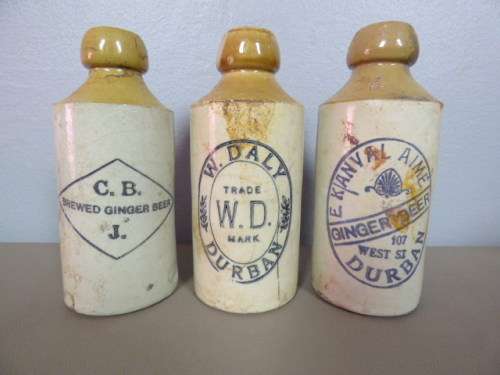 3 FANTASTIC RARE ANTIQUE STONEWARE BOTTLES INCLUDING A GINGER BEER BOTTLES bid/bottl