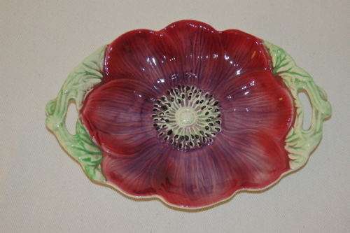 A BEAUTIFUL RARE VINTAGE ART DECO "SHORTER & SON" PORCELAIN SWEETS PLATE IN THE "ANEMONE" SERIES