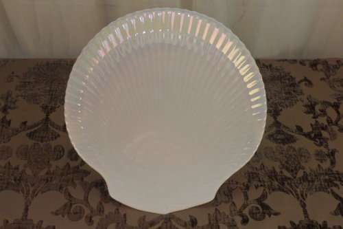 A RARE ENGLISH MADE "WEDGWOOD" BONE CHINA "NAUTILUS LUSTRE" COLLECTION LARGE COLLECTIBLE PLATE