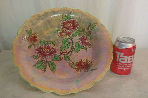 A SPECTACULAR (LARGE) ROYAL DOULTON PORCELAIN BOWL IN THE CHRYSANTHEMUM (D6299) PATTERN