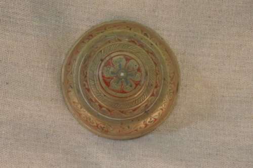 A STUNNING HAND ENGRAVED BUDDHIST BRASS CLAW BELL/ MANTRA BELL WITH BEAUTIFUL DETAILING