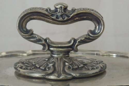AN EXQUISITE ANTIQUE EPNS SILVER PLATED "ORNATE" LIDDED TUREEN WITH STUNNING LEAD MOUNT DETAILING