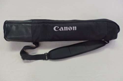 A FANTASTIC CANON CAMERA TRIPOD WITH 3-LEVEL HEIGHT ADJUSTMENT, CAMERA TILT & CAMERA QUICK RELEASE