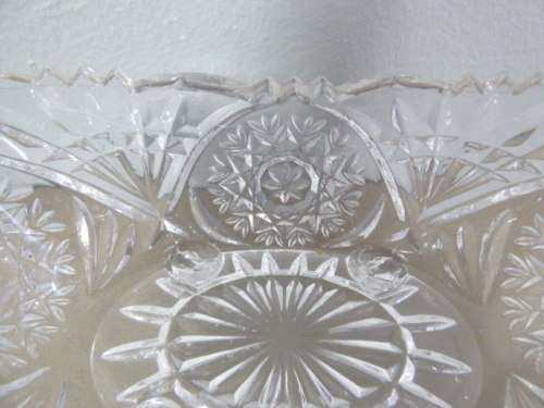 A BEAUTIFUL "LEAD" CUT-CRYSTAL FOOTED BOWL WITH A STUNNING DESIGN. GORGEOUS ON YOUR TABLE!!