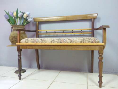 AN EXCEPTIONAL VINTAGE YELLOWWOOD & IMBUIA BENCH IN GREAT CONDITION! PERFECT IN ANY LIVING AREA!!