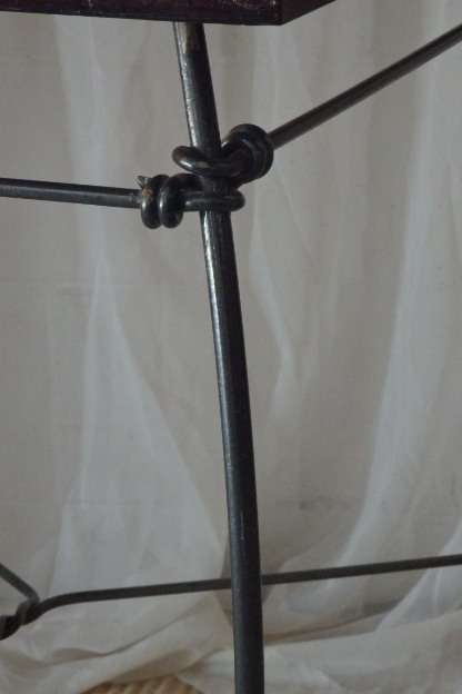 AN EXQUISITELY MADE STURDY WROUGHT IRON SQUARE "CAFE" TABLE IN FABULOUS CONDITION