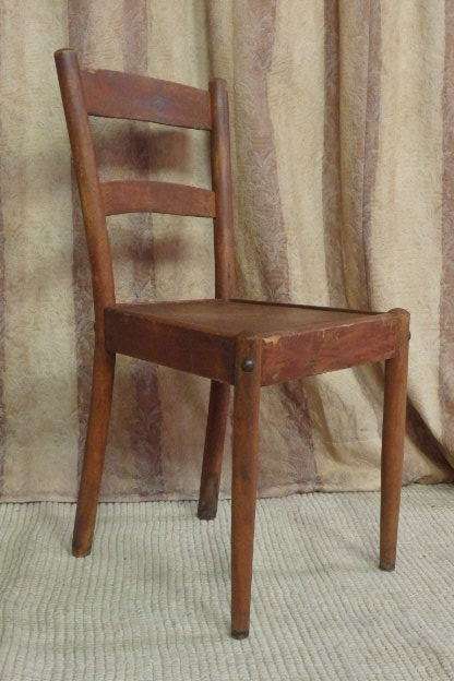 A FABULOUS ANTIQUE DINING/ OCCASIONAL CHAIR WITH WONDERFUL CHARM AND CHARACTER