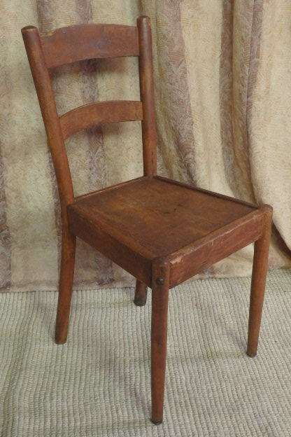 A FABULOUS ANTIQUE DINING/ OCCASIONAL CHAIR WITH WONDERFUL CHARM AND CHARACTER