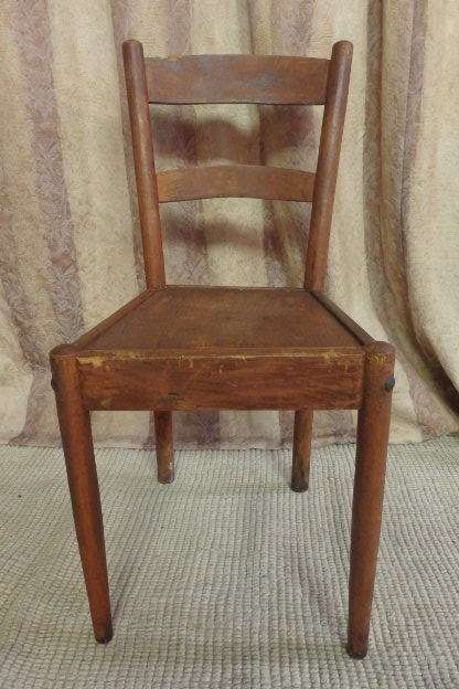A FABULOUS ANTIQUE DINING/ OCCASIONAL CHAIR WITH WONDERFUL CHARM AND CHARACTER