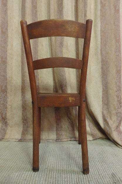 A FABULOUS ANTIQUE DINING/ OCCASIONAL CHAIR WITH WONDERFUL CHARM AND CHARACTER
