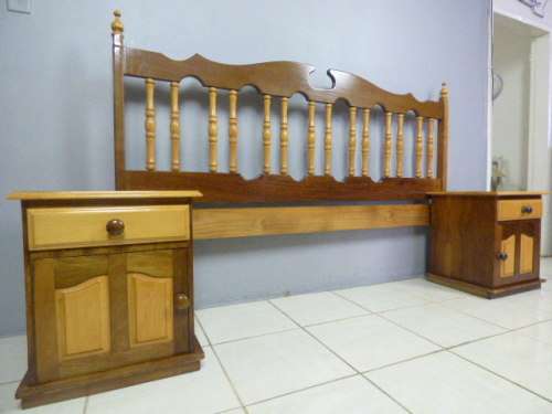 AN EXQUISITE YELLOW WOOD & IMBUIA QUEEN/KING SIZE HEADBOARD w PEDESTALS. IN FANTASTIC CONDITION!!