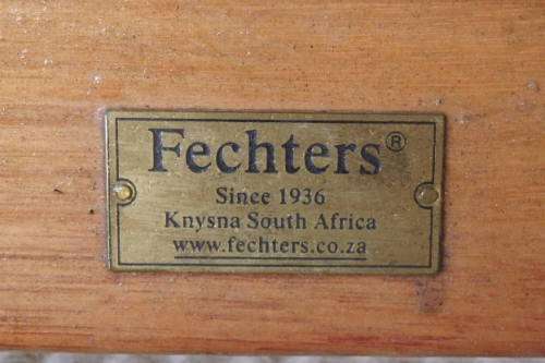 AN EXQUISITE "FETCHERS OF KNYSNA" "LADYSMITH" SALIGNA WOOD FOUR SEATER PATIO DINING TABLE