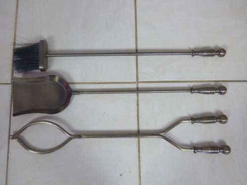 A GORGEOUS VINTAGE BRASS FIREPLACE TOOL SET . FABULOUS FOR YOUR WINTER FIRES!!