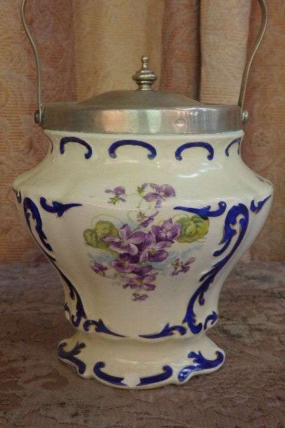 A SPECTACULAR ANTIQUE (1891 - 1913) S. FIELDING & Co. CROWN DEVON PORCELAIN JAR w/ EPNS LID & HANDLE