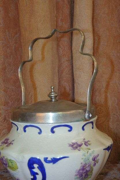 A SPECTACULAR ANTIQUE (1891 - 1913) S. FIELDING & Co. CROWN DEVON PORCELAIN JAR w/ EPNS LID & HANDLE