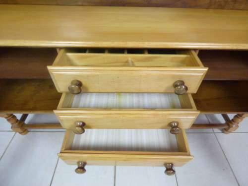 AN UNQUESTIONABLY BEAUTIFUL VINTAGE SOLID YELLOW WOOD & IMBUIA WELSH DRESSER, BEAUTIFUL & ELEGANT!!!